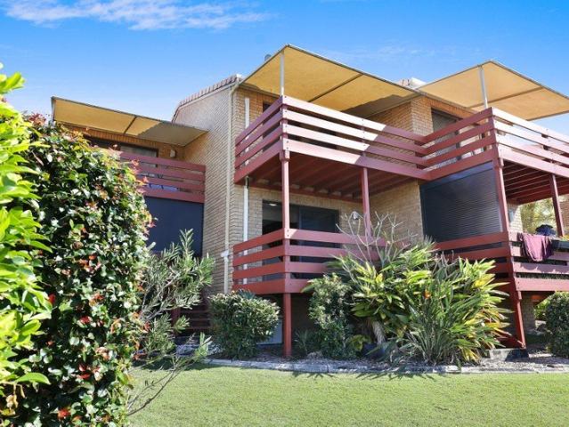 Townhouse for sale in Kings Creek, Queensland