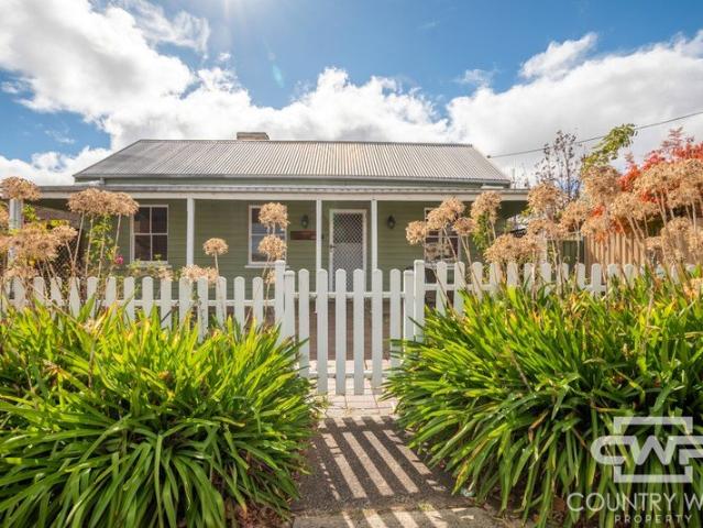 House for sale in Glen Innes, New South Wales