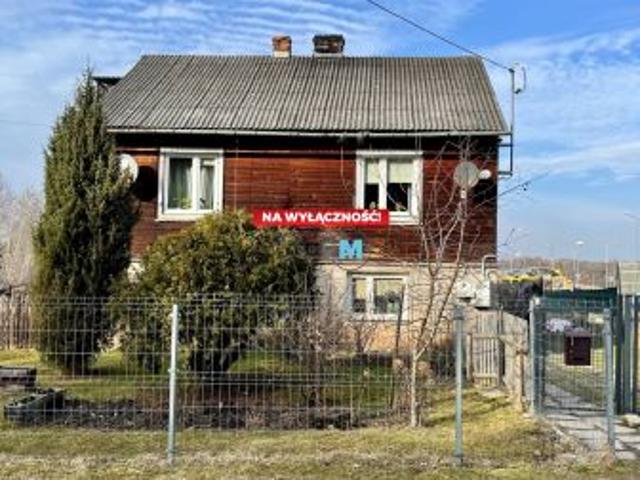 Dom na sprzedaż w Suchedniów, Świętokrzyskie