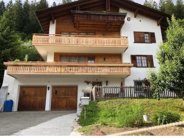 Attikawohnung kaufen in Trin, Graubünden