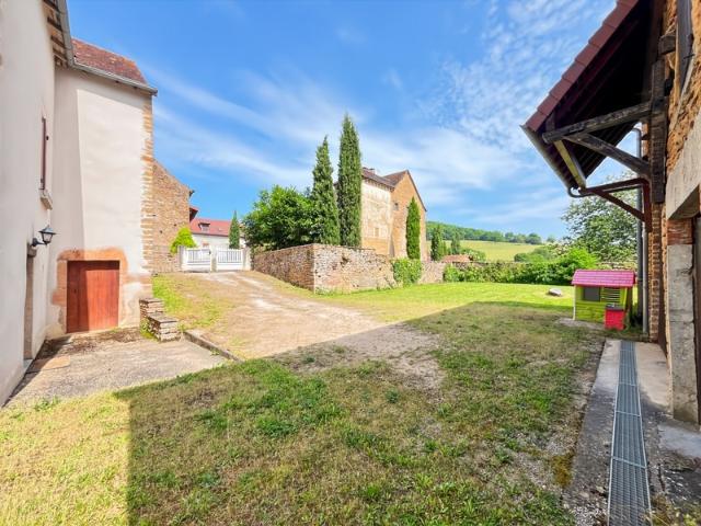 Maison vente à Mâcon, Taizé