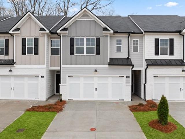 Townhouse for sale in Sudbury, Massachusetts