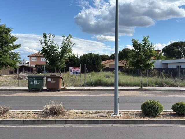 Terreno en venta en Aldeamayor De San Martín, Castilla y León