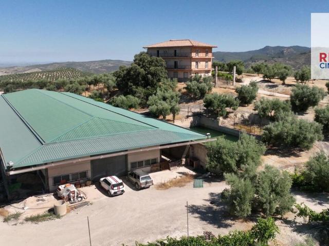 Terreno en venta en La Iruela, Andalucía