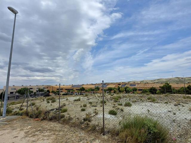 Terreno en venta en Urbanización Amelia, Zaragoza