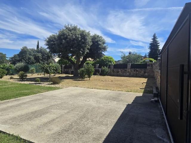 Terreno en venta en La Navata, Galapagar