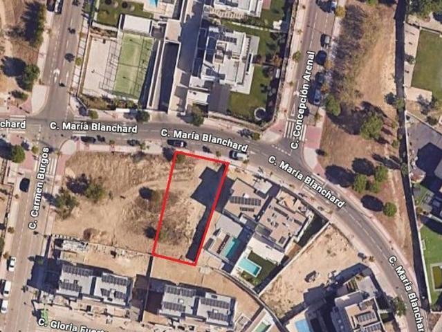 Terreno en venta en Las Rozas De Madrid, Madrid
