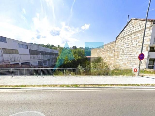 Terreno en venta en Ourense