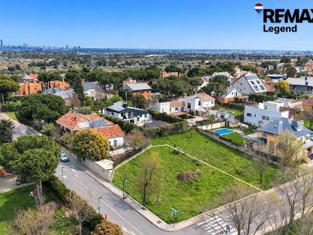 Terreno en venta en Colonia La Cabaña, Pozuelo De Alarcón