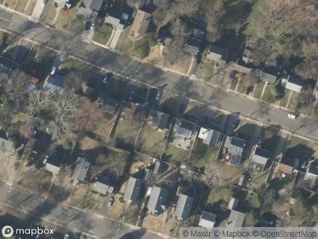 House for sale in Teaneck, New Jersey