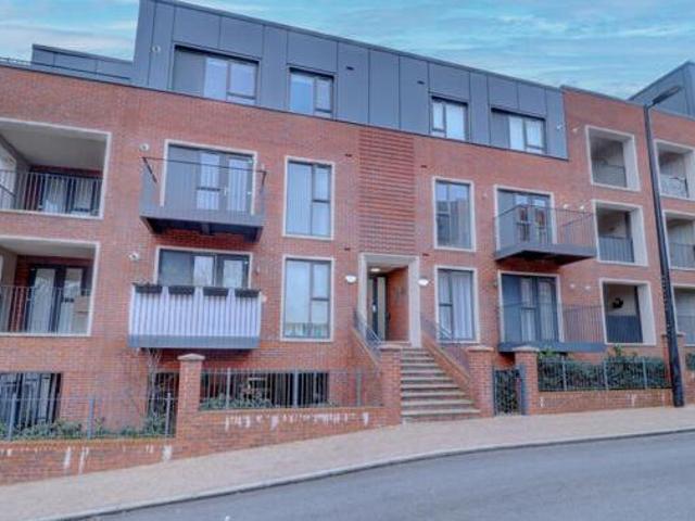 House for sale in Daws Hill, Cressex