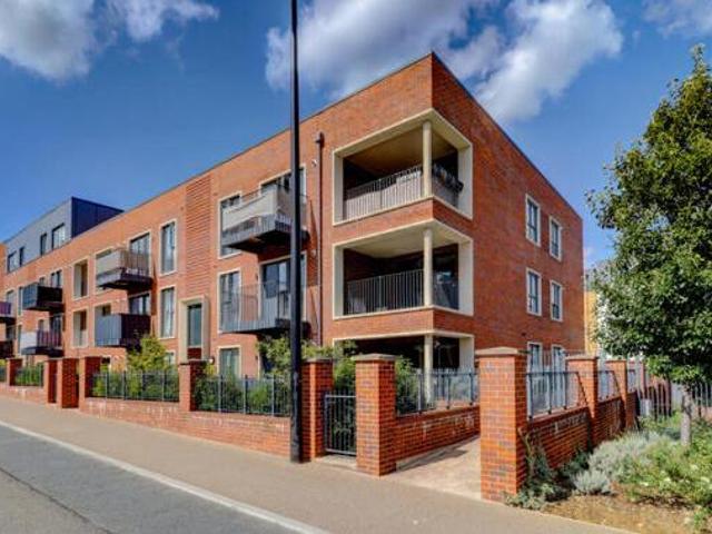 House for sale in Daws Hill, Cressex