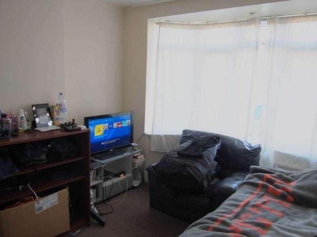 House for rent in Daws Hill, Cressex
