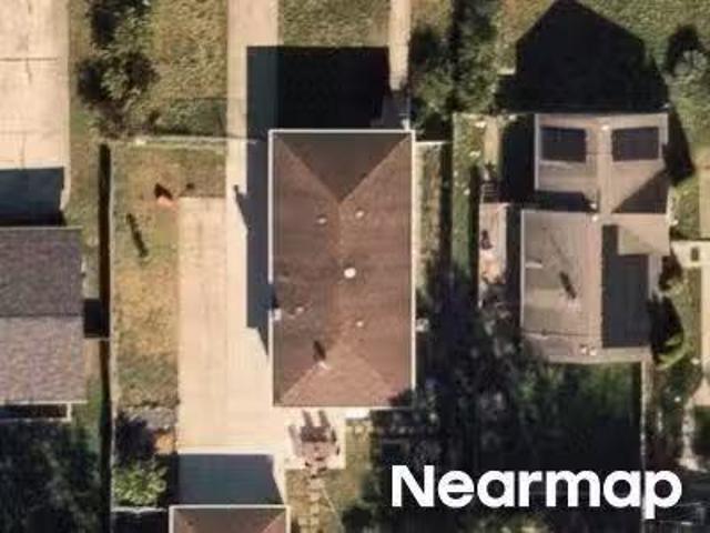 House for sale in Des Plaines