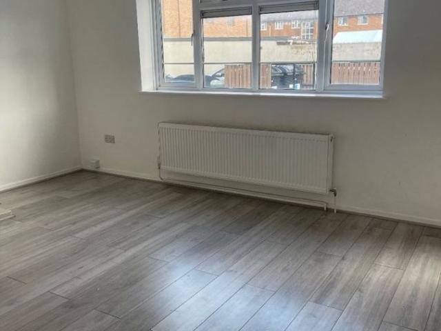 House for rent in London Borough of Redbridge, Greater London
