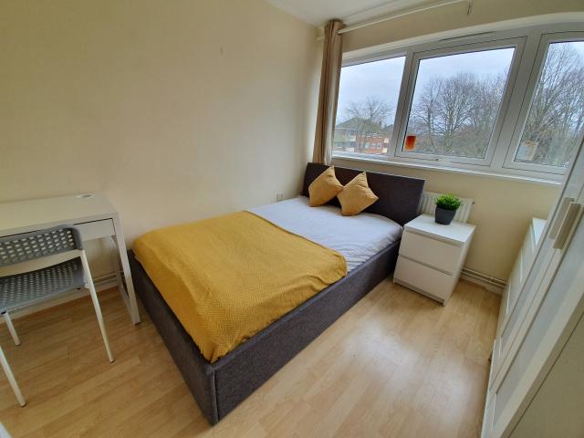 Apartment for rent in Heigham Grove, East Bank