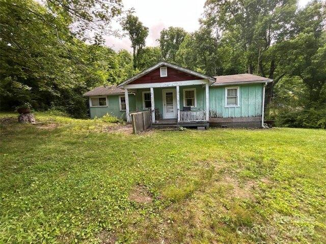 House for sale in Weaverville