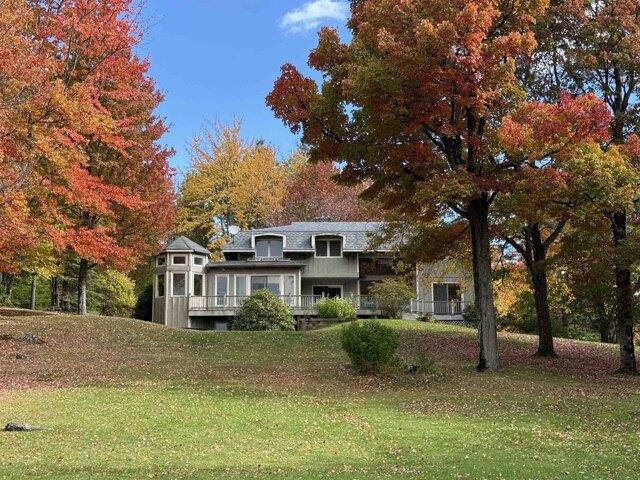House for sale in Underhill