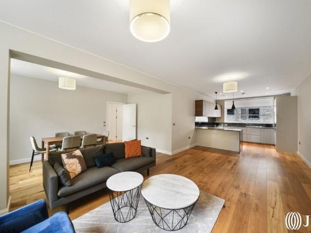 House for rent in Stratford Marsh, Greater London