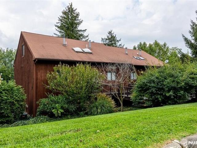 House for sale in Glenwood, New Jersey