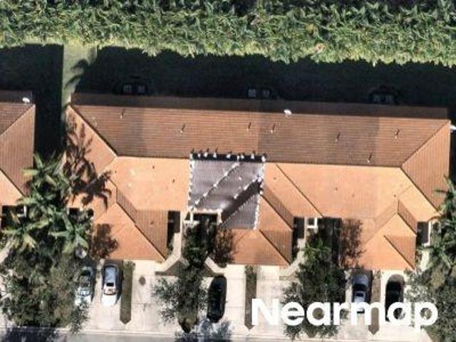 Townhouse for sale in West Palm Beach, Florida