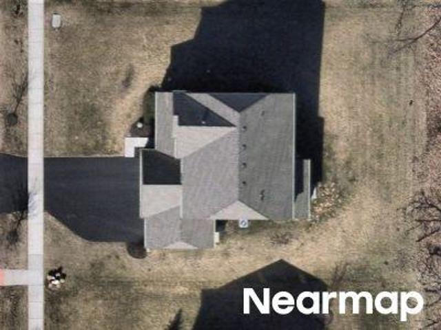 House for sale in Mchenry, Illinois