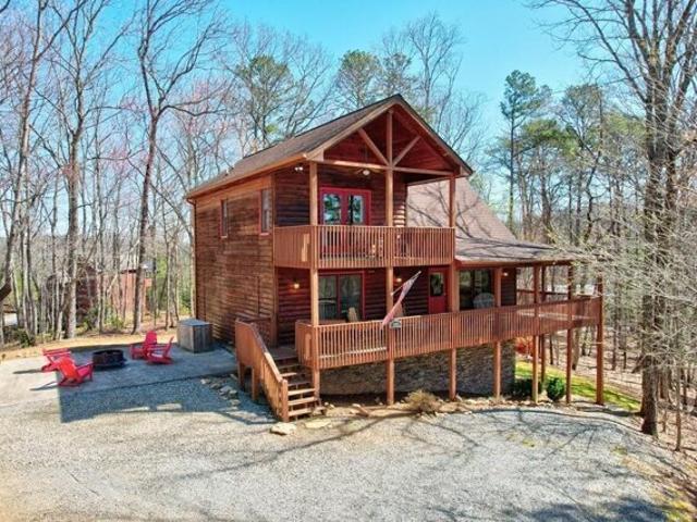 House for sale in Blue Ridge