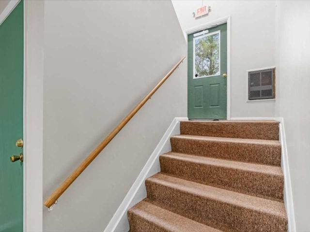 Apartment for rent in Holt, Michigan