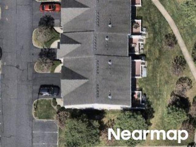 Condo for sale in Bohemia, New York