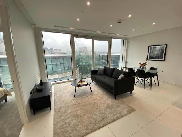 Apartment for rent in Lyons, Greater London