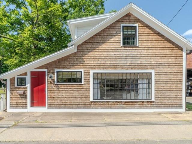 House for sale in South Deerfield, Deerfield