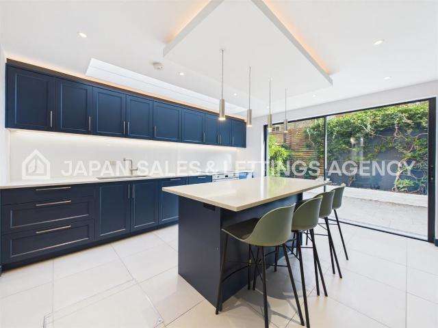 House for rent in London Borough of Wandsworth, Greater London