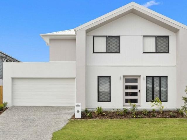 Cottage for sale in Toombul, Queensland