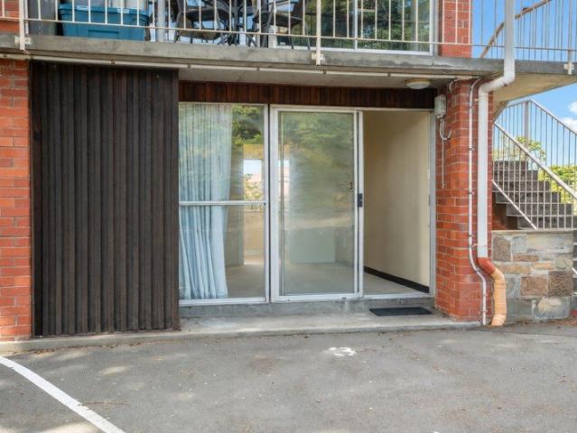 Apartment for rent in Mount Stuart, Hobart