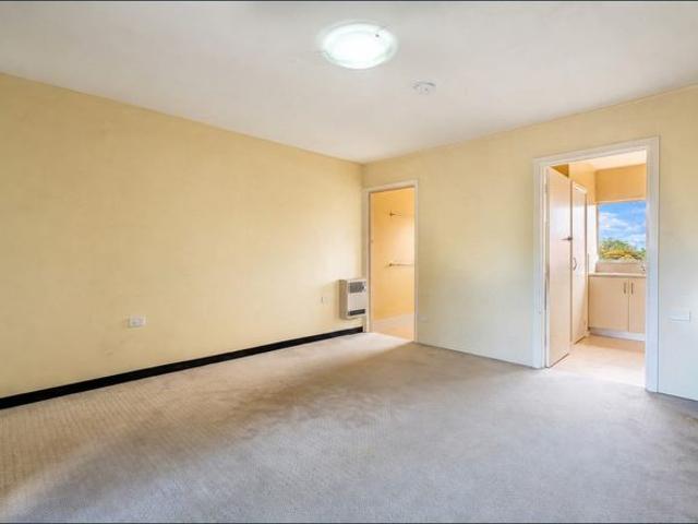 Apartment for rent in Mount Stuart, Hobart