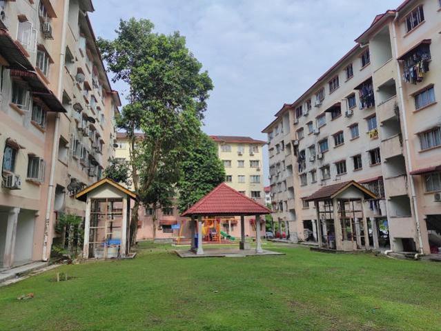 Apartment for sale in Petaling, Damansara Damai