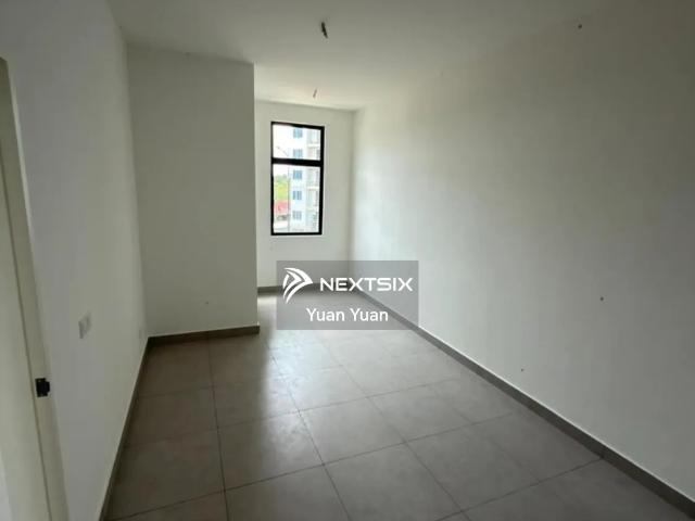 Shop for sale in Kuching