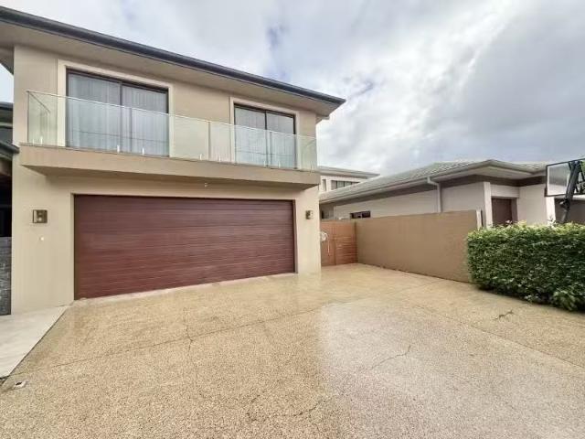 Condo for rent in Sydney, New South Wales