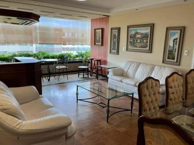 Apartamento venda em SQN 305, Plano Piloto