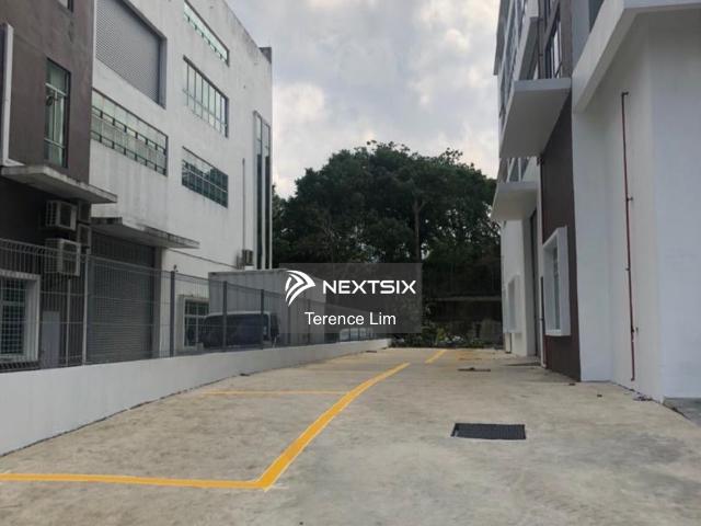 Shop for rent in Kuching