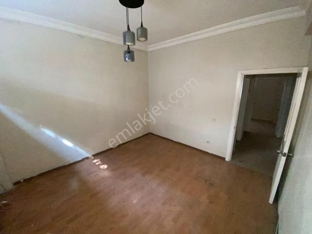 Atakent Mahallesi, Küçükçekmece içerisinde kiralık mülk