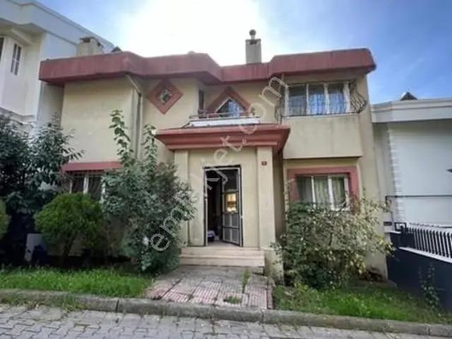 Metrokent, Başakşehir içerisinde satılık Villa