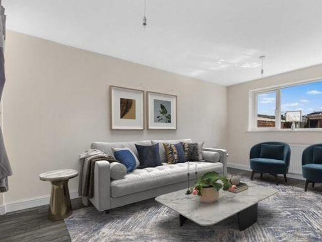 House for sale in Potters Corner, East Midlands