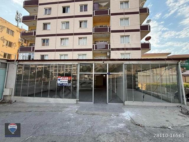 Kuşadasi, Aydin içerisinde satılık Dükkan