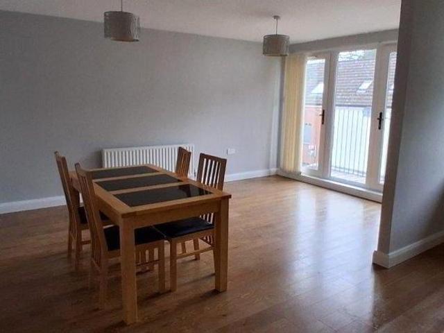 Apartment for rent in Clonard, Northern Ireland