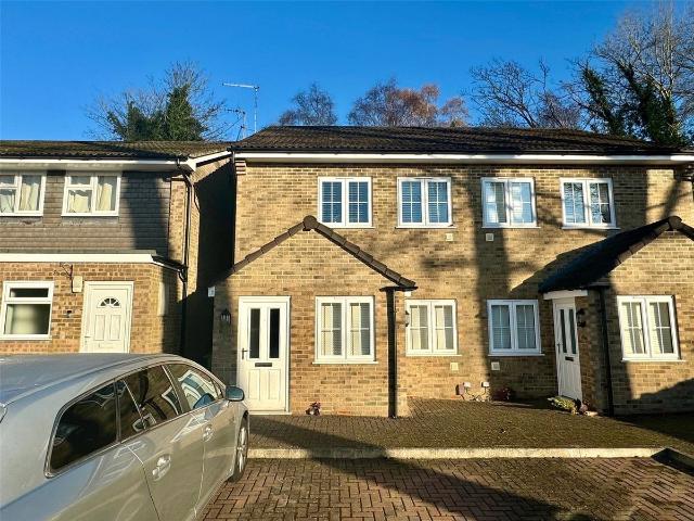 House for rent in Cove Green, Rushmoor