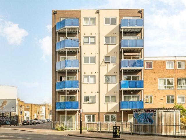 Apartment for rent in Mile End, Greater London