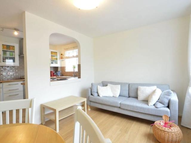 House for rent in Blackhills, Surrey