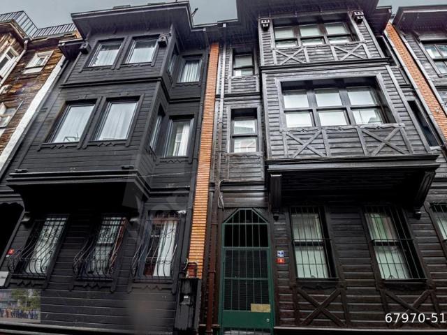 İstanbul, Fatih içerisinde satılık Turistik Tesis