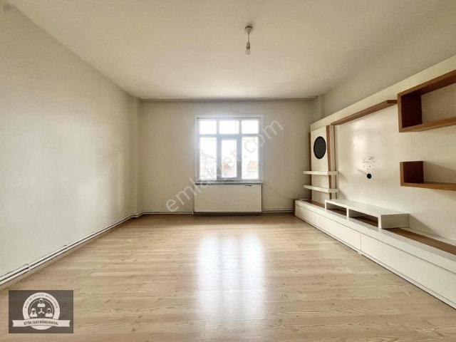 Abdurrahmangazi Mahallesi, Sultanbeyli içerisinde kiralık mülk